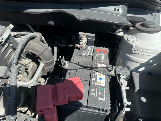 スイフト　バッテリー交換
沖縄市　北中城村　うるま市　宜野湾市　浦添市　西原町　北谷町