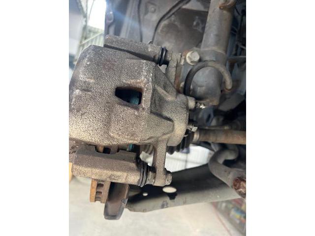 アクア　サスペンション・足回り修理・整備
沖縄市　北中城村　うるま市　宜野湾市　浦添市　西原町　北谷町