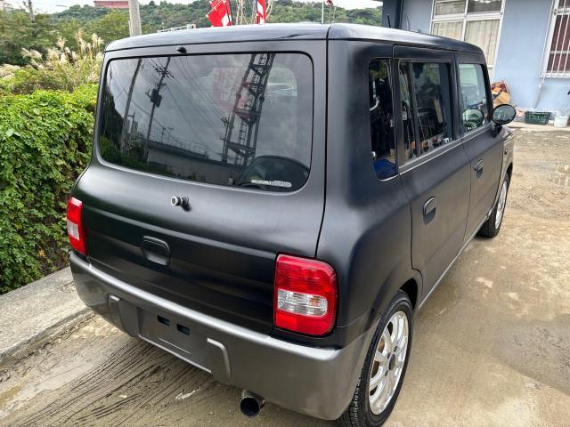 スズキ　アルトラパン　外装研磨
沖縄市　北中城村　うるま市　宜野湾市　浦添市　西原町　北谷町