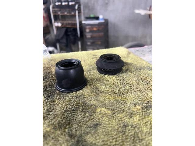 ＭＡＺＤＡ３ファストバック　サスペンション・足回り修理・整備
沖縄市　北中城村　うるま市　宜野湾市　浦添市　西原町　北谷町