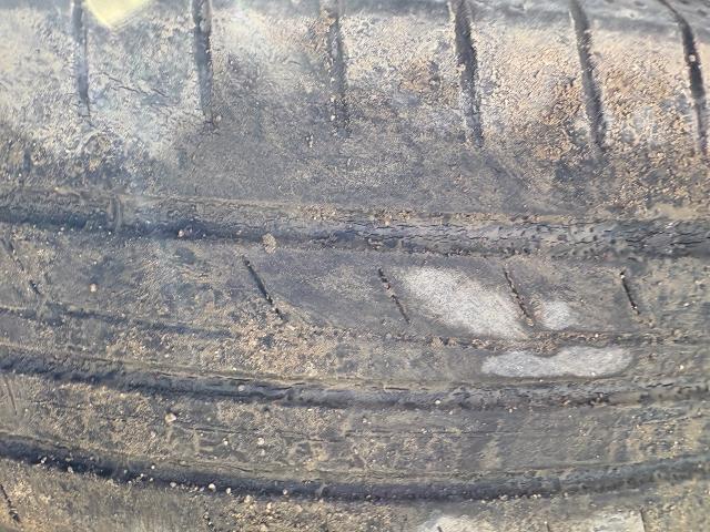 クラウンハイブリッド　タイヤ交換 
沖縄市　北中城村　うるま市　宜野湾市　浦添市　西原町　北谷町