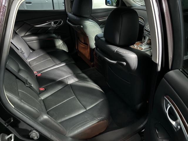 日産　フーガ　クリーニング・清掃
沖縄市　北中城村　うるま市　宜野湾市　浦添市　西原町　北谷町