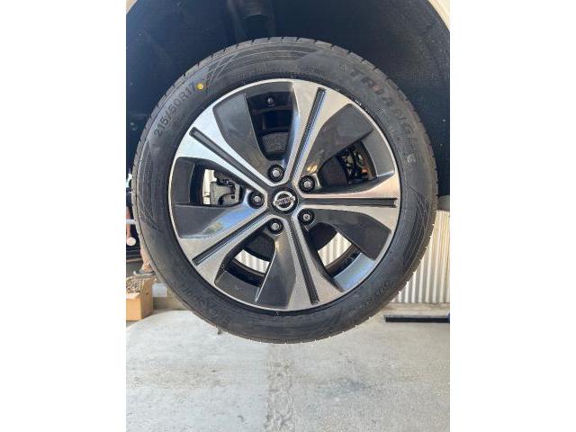 リーフ　ホイール・タイヤ交換
沖縄市　北中城村　うるま市　宜野湾市　浦添市　西原町　北谷町