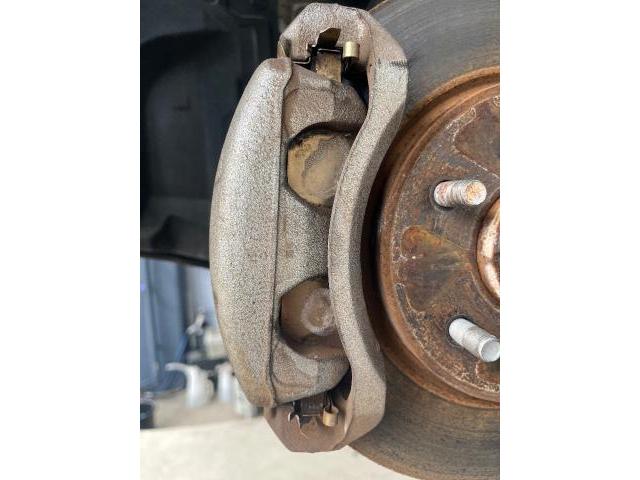 セレナ　ミッション・駆動系修理・整備
沖縄市　北中城村　うるま市　宜野湾市　浦添市　西原町　北谷町