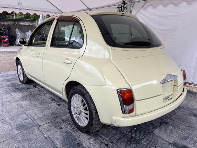 マーチ　外装クリーニング　沖縄市　北中城村　うるま市　宜野湾市　浦添市　西原町　北谷町