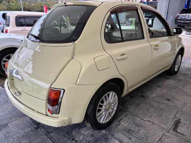 マーチ　外装クリーニング　沖縄市　北中城村　うるま市　宜野湾市　浦添市　西原町　北谷町