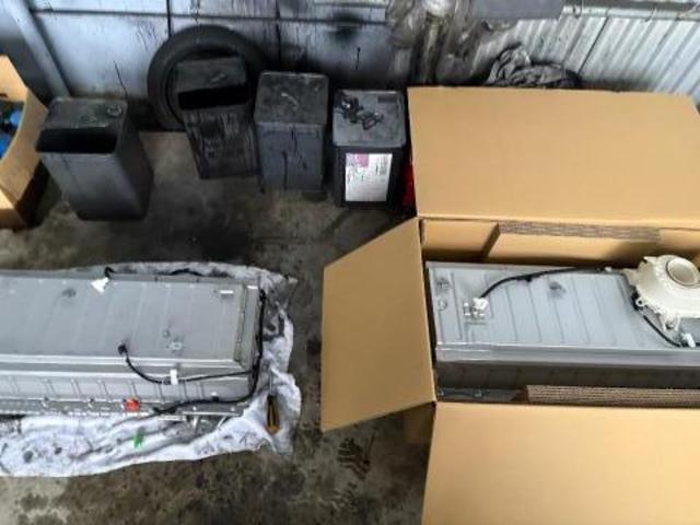 クラウンハイブリッド　電装系修理　ハイブリッドバッテリー故障　ハイブリッドバッテリー交換
沖縄市　北中城村　うるま市　宜野湾市　浦添市　西原町　北谷町
