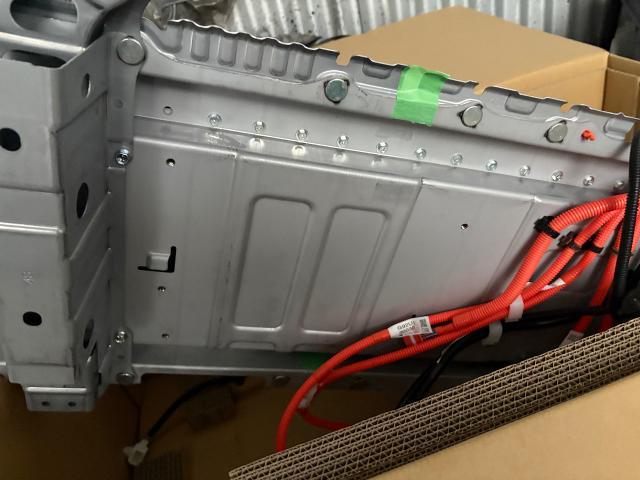 クラウンハイブリッド　電装系修理　ハイブリッドバッテリー故障　ハイブリッドバッテリー交換
沖縄市　北中城村　うるま市　宜野湾市　浦添市　西原町　北谷町
