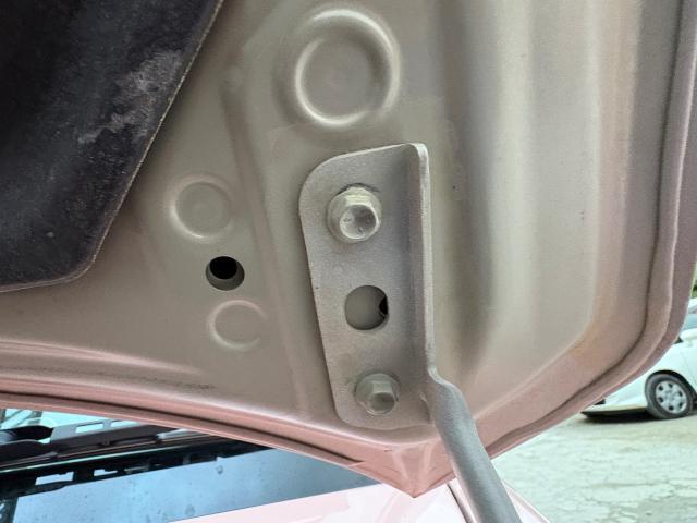 アルトラパン　ボディ各部グリス防錆加工
沖縄市　北中城村　うるま市　宜野湾市　浦添市　西原町　北谷町