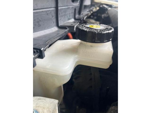 エクストレイル　サスペンション・足回り修理・整備
沖縄市　北中城村　うるま市　宜野湾市　浦添市　西原町　北谷町