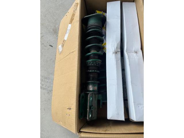 ＣＴ　サスペンション・足回りパーツ取付
沖縄市　北中城村　うるま市　宜野湾市　浦添市　西原町　北谷町