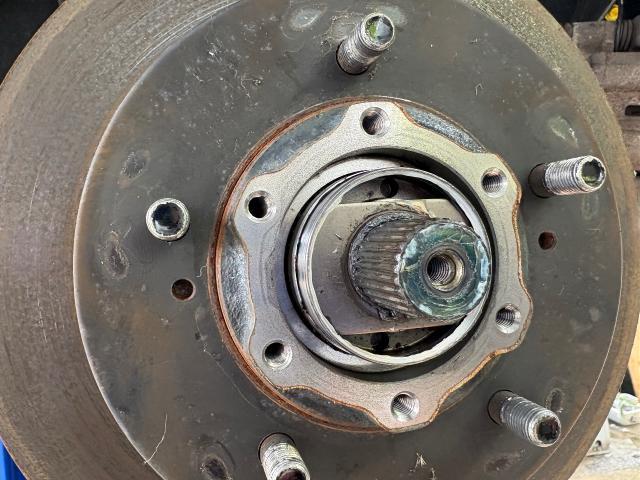 ジムニー　サスペンション・足回り修理・整備
沖縄市　北中城村　うるま市　宜野湾市　浦添市　西原町　北谷町