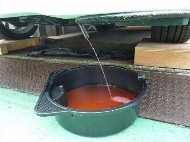 ヴェルファイア　車検整備、LLC交換
沖縄市　北中城村　うるま市　宜野湾市　浦添市　西原町　北谷町