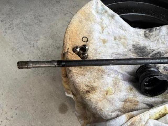 ミラジーノ　車検　ドライブシャフトブーツ交換
沖縄市　北中城村　うるま市　宜野湾市　浦添市　西原町　北谷町