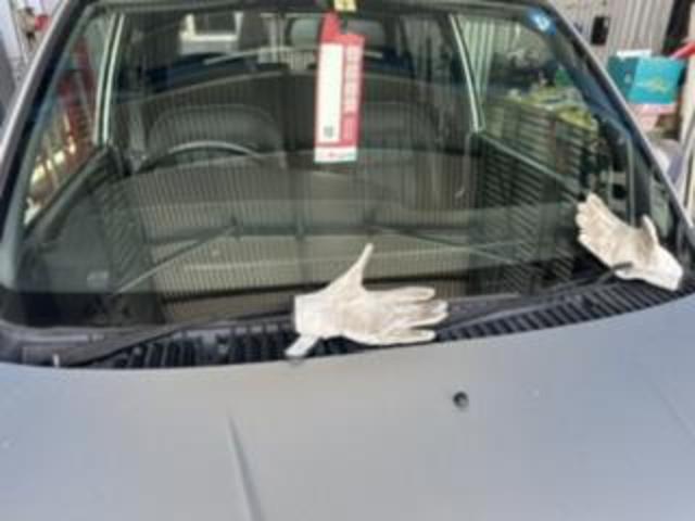 ダイハツミラジーノ　ワイパーゴム交換 沖縄市　北中城村　うるま市　宜野湾市　浦添市　西原町　北谷町