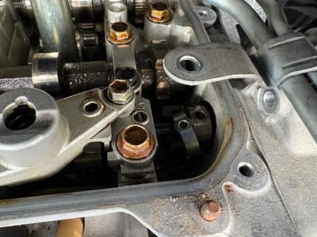 トヨタ　ノア　車検　チェックランプ点灯、バルブリフトコントローラー交換
沖縄市　北中城村　うるま市　宜野湾市　浦添市　西原町　北谷町