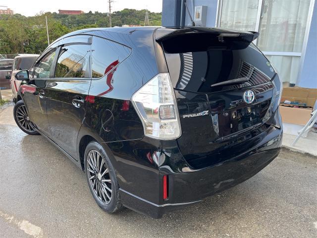 トヨタ　プリウスα　クリーニング・清掃
沖縄市　北中城村　うるま市　宜野湾市　浦添市　西原町　北谷町