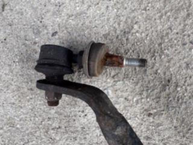 スズキ　ワゴンＲ　車検　スタビリンクロッド交換
沖縄市　北中城村　うるま市　宜野湾市　浦添市　西原町　北谷町