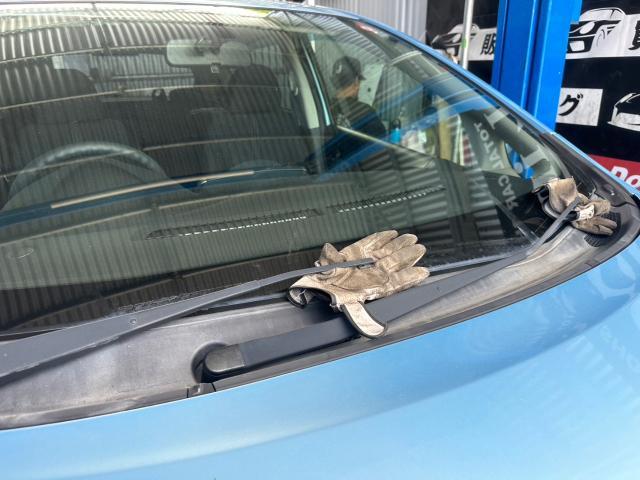 日産　ノート　ワイパーゴム交換 沖縄市　北中城村　うるま市　宜野湾市　浦添市　西原町　北谷町