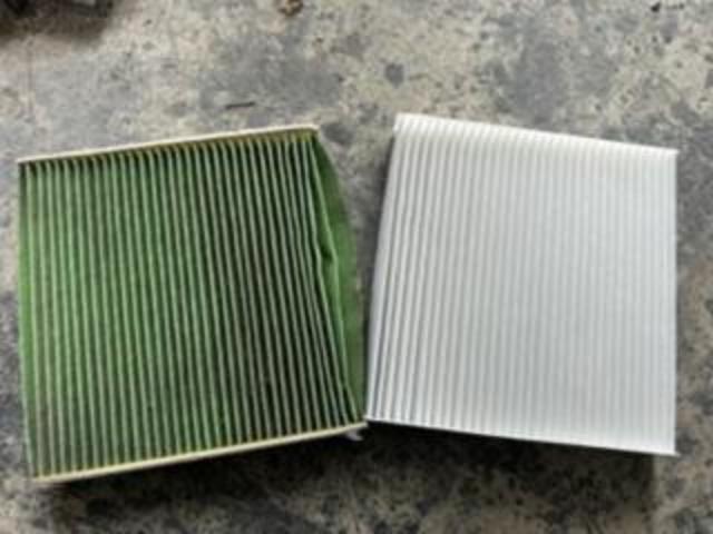 ホンダ　フリード　エアコンフィルター交換 沖縄市　北中城村　うるま市　宜野湾市　浦添市　西原町　北谷町