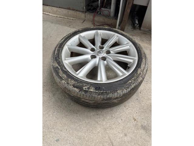 トヨタ　ＳＡＩ　車検
沖縄市　北中城村　うるま市　宜野湾市　浦添市　西原町　北谷町