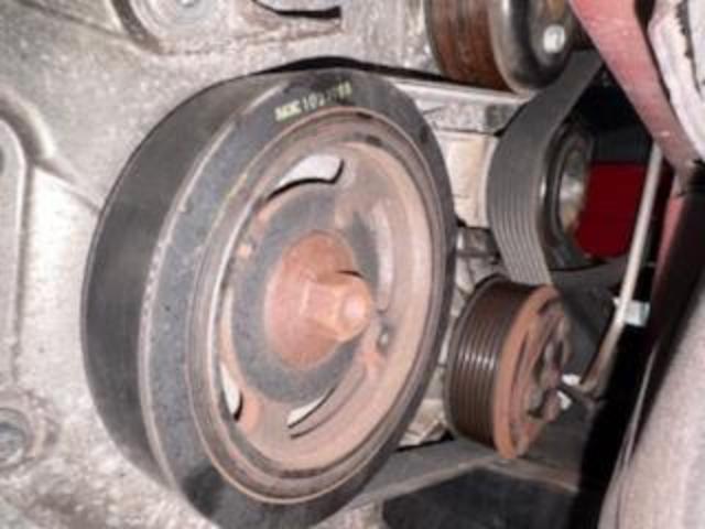 日産　ジューク　車検　ファンベルト交換
沖縄市　北中城村　うるま市　宜野湾市　浦添市　西原町　北谷町