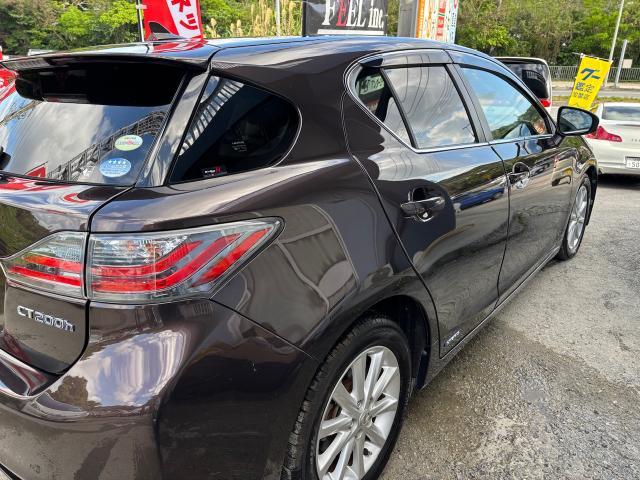 レクサス　ＨＳ　ガラスコーティング
沖縄市　北中城村　うるま市　宜野湾市　浦添市　西原町　北谷町