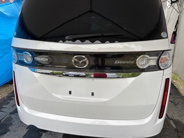 マツダ　ビアンテ　外装研磨
沖縄市　北中城村　うるま市　宜野湾市　浦添市　西原町　北谷町