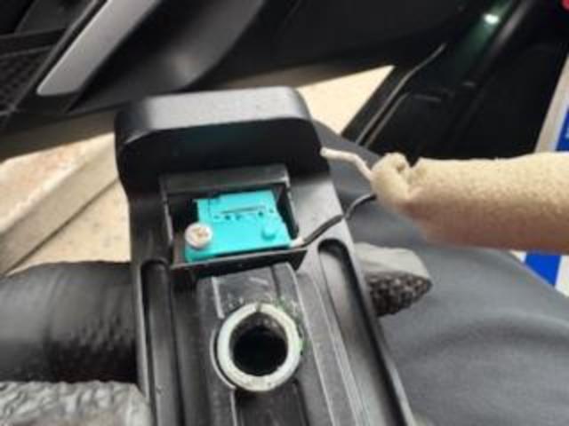 ダイハツ　コペン　車検　キャッチセンターロック交換、ルーフロック交換
沖縄市　北中城村　うるま市　宜野湾市　浦添市　西原町　北谷町