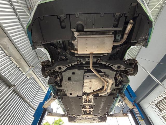 トヨタ　プリウスＰＨＶ　アンダーコート　沖縄市　北中城村　うるま市　宜野湾市　浦添市　西原町　北谷町