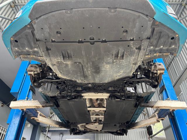 トヨタ　プリウスＰＨＶ　アンダーコート　沖縄市　北中城村　うるま市　宜野湾市　浦添市　西原町　北谷町