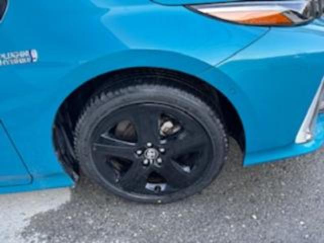 トヨタ　プリウスＰＨＶ　外装クリーニング 沖縄市　北中城村　うるま市　宜野湾市　浦添市　西原町　北谷町