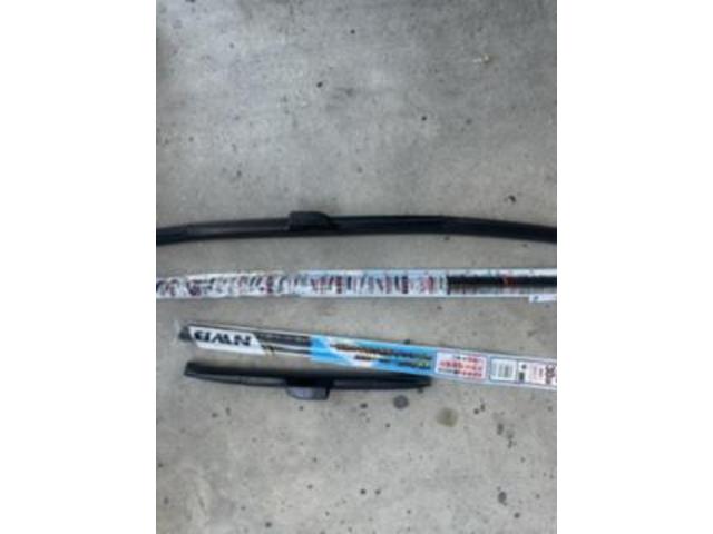 日産　ノート　ワイパーゴム交換 沖縄市　北中城村　うるま市　宜野湾市　浦添市　西原町　北谷町