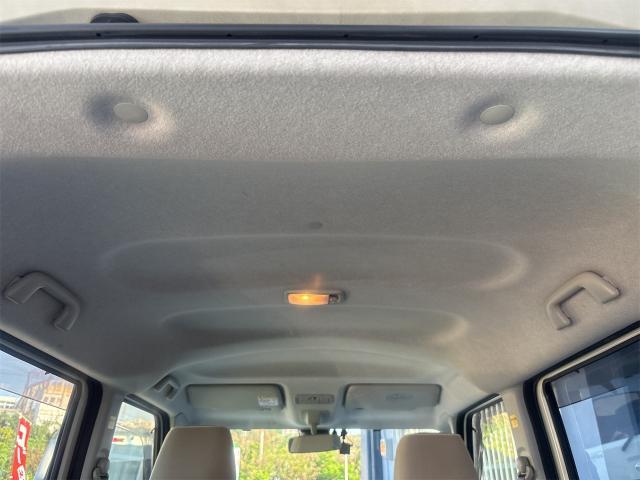 ダイハツ　ムーヴキャンバス　クリーニング・清掃
沖縄市　北中城村　うるま市　宜野湾市　浦添市　西原町　北谷町