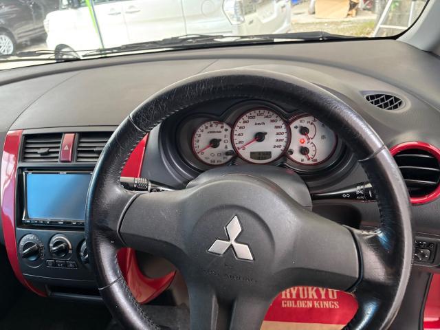 三菱　コルト　クリーニング・清掃
沖縄市　北中城村　うるま市　宜野湾市　浦添市　西原町　北谷町