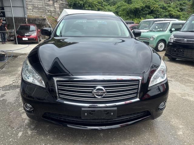 日産　フーガ　クリーニング・清掃
沖縄市　北中城村　うるま市　宜野湾市　浦添市　西原町　北谷町