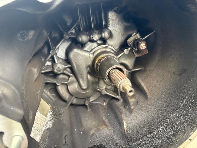 スズキ ジムニー 車検 ミッション修理、レリーズベアリング交換
沖縄市 北中城村 うるま市 宜野湾市 浦添市 西原町 北谷町