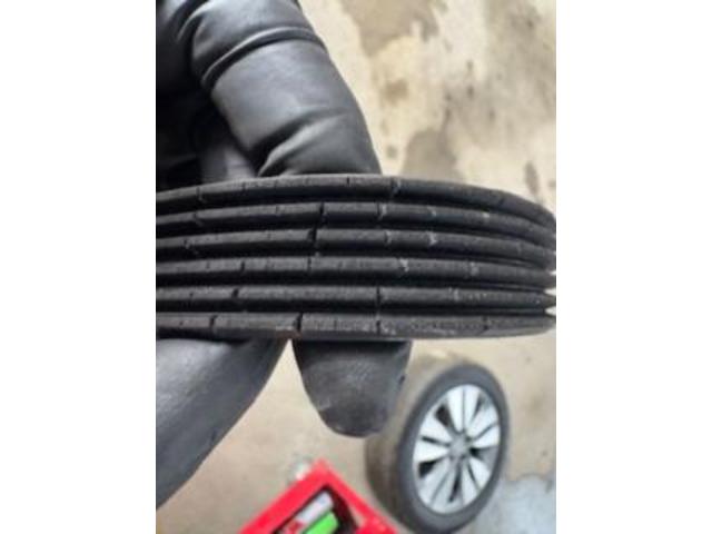 ホンダ　ステップワゴン　車検　ファンベルト交換
沖縄市　北中城村　うるま市　宜野湾市　浦添市　西原町　北谷町