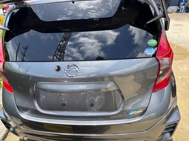 日産　ノート　外装研磨
沖縄市　北中城村　うるま市　宜野湾市　浦添市　西原町　北谷町