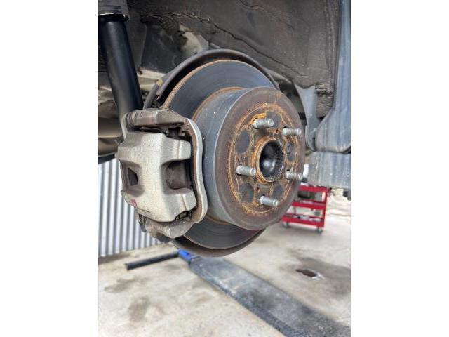 トヨタ　ヴォクシー　車検
沖縄市　北中城村　うるま市　宜野湾市　浦添市　西原町　北谷町