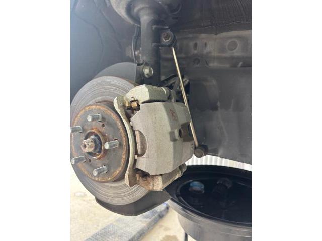 トヨタ プリウス 車検
沖縄市 北中城村 うるま市 宜野湾市 浦添市 西原町 北谷町