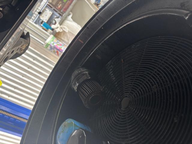 トヨタ プリウス 車検
沖縄市 北中城村 うるま市 宜野湾市 浦添市 西原町 北谷町