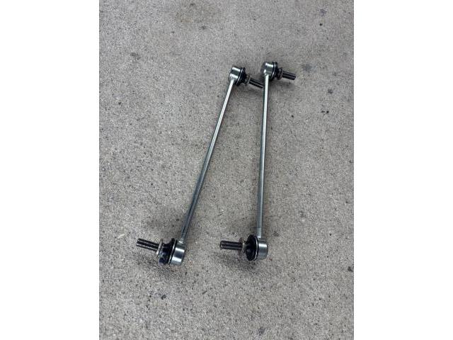 トヨタ プリウス 車検
沖縄市 北中城村 うるま市 宜野湾市 浦添市 西原町 北谷町