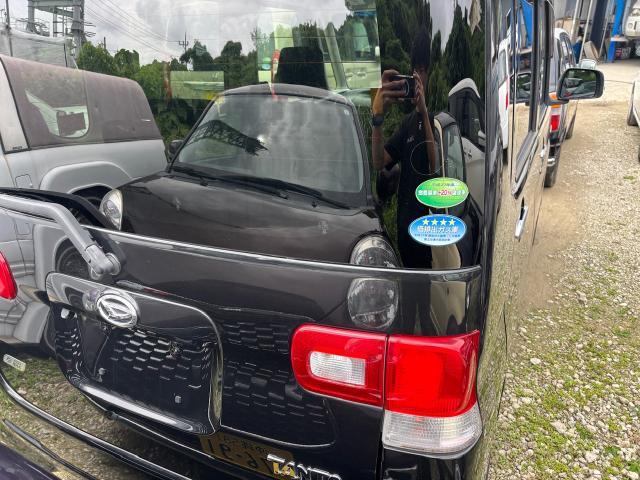 ダイハツ　タント　外装研磨
沖縄市　北中城村　うるま市　宜野湾市　浦添市　西原町　北谷町