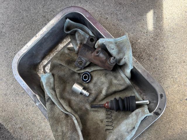 マツダ　ロードスター　車検
沖縄市　北中城村　うるま市　宜野湾市　浦添市　西原町　北谷町