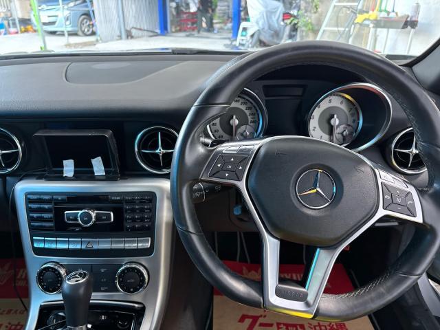 メルセデス・ベンツ　ＳＬＫ　クリーニング・清掃
沖縄市　北中城村　うるま市　宜野湾市　浦添市　西原町　北谷町