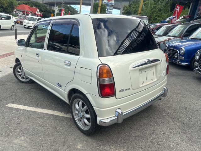 ダイハツ　ミラジーノ　クリーニング・清掃
沖縄市　北中城村　うるま市　宜野湾市　浦添市　西原町　北谷町