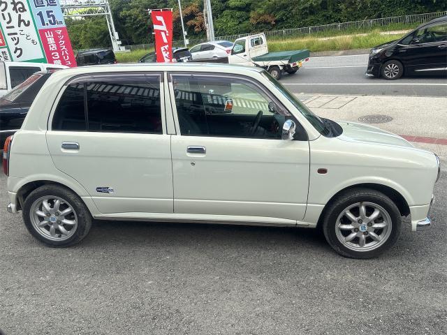 ダイハツ　ミラジーノ　クリーニング・清掃
沖縄市　北中城村　うるま市　宜野湾市　浦添市　西原町　北谷町