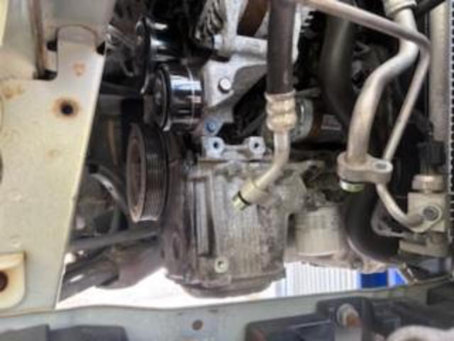 日産　ノート　A/Cコンプレッサー交換
沖縄市　北中城村　うるま市　宜野湾市　浦添市　西原町　北谷町
