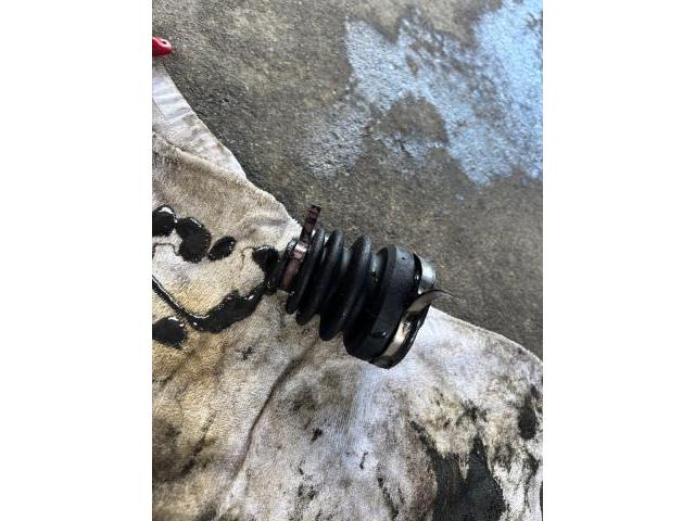 日産 キューブ 車検
沖縄市 北中城村 うるま市 宜野湾市 浦添市 西原町 北谷町